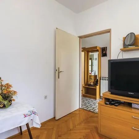 Cozy With A Sea View Апартаменты *